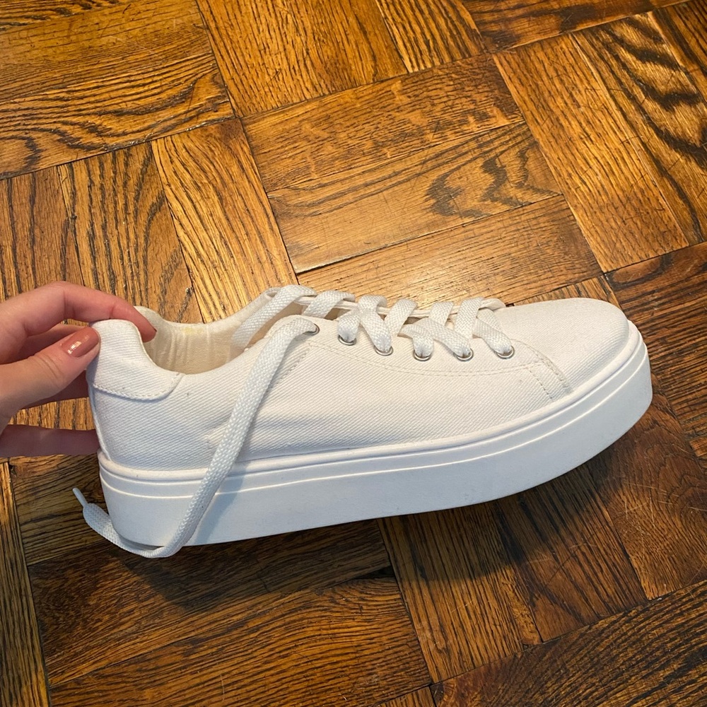 ASOS chunky flatform lace up sneakers - White